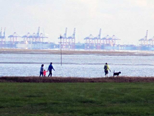 Blick Fedderwardersiel Bremerhaven