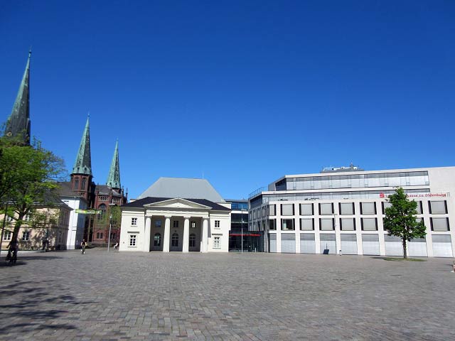 Schlossplatz - Alte Schlosswache